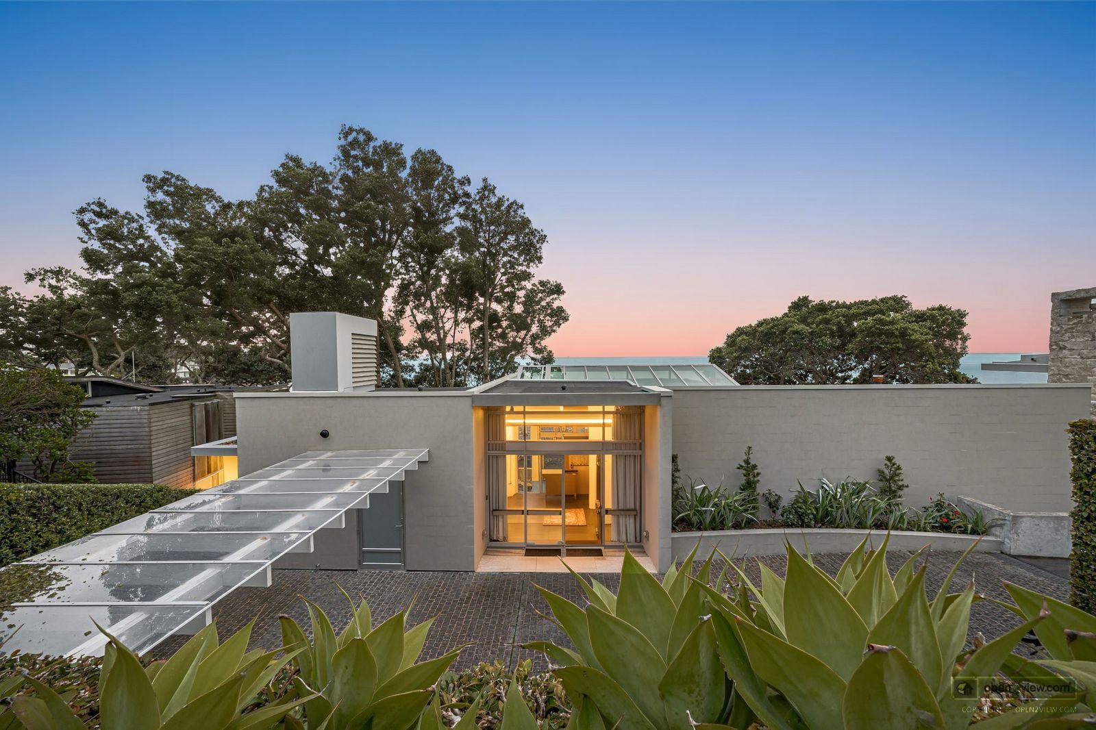 Slider image of 24 Minnehaha Avenue, Auckland