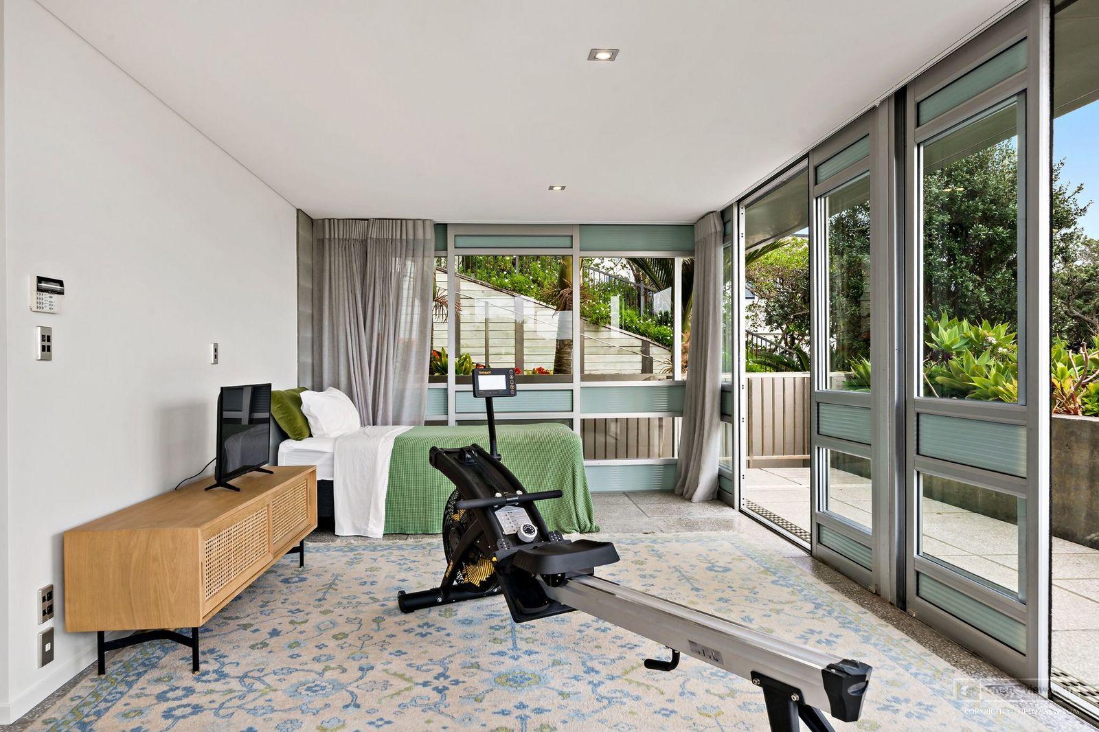 Slider image of 24 Minnehaha Avenue, Auckland