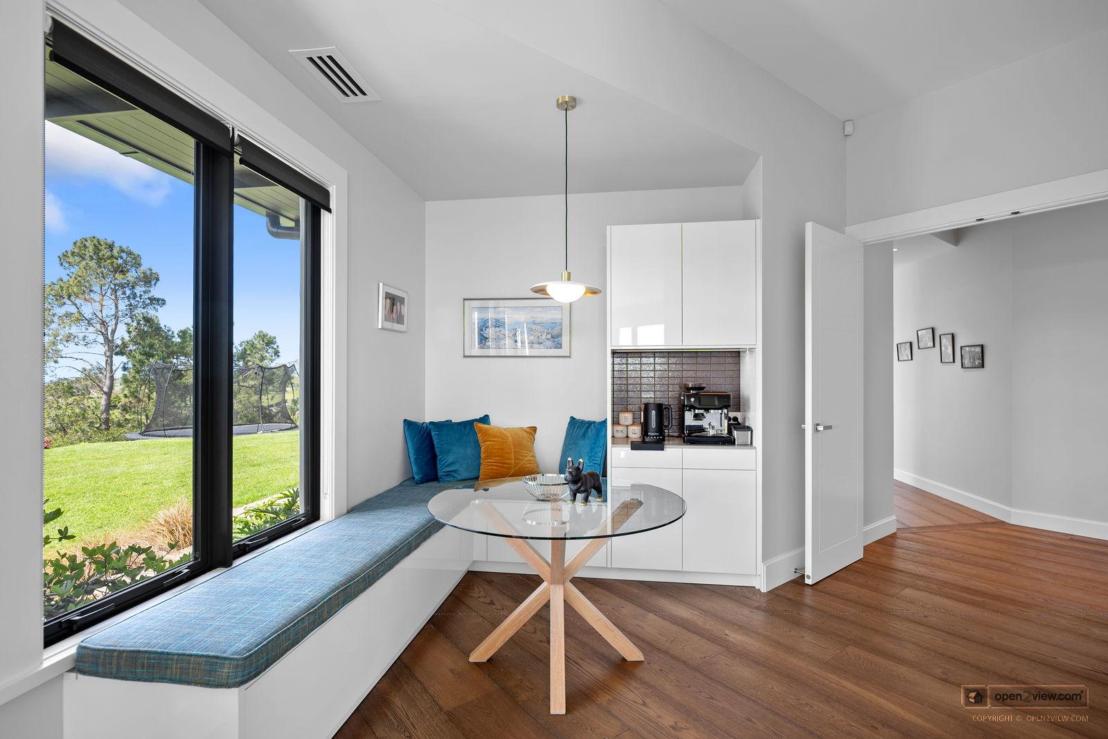 Slider image of 186 Glenmore Road, Auckland