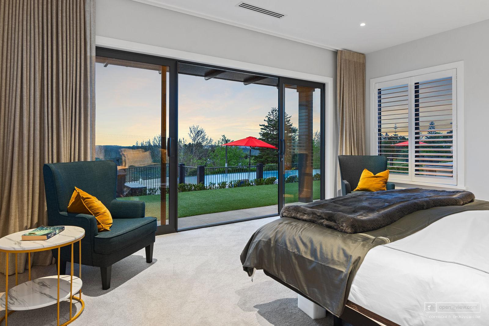 Slider image of 186 Glenmore Road, Auckland