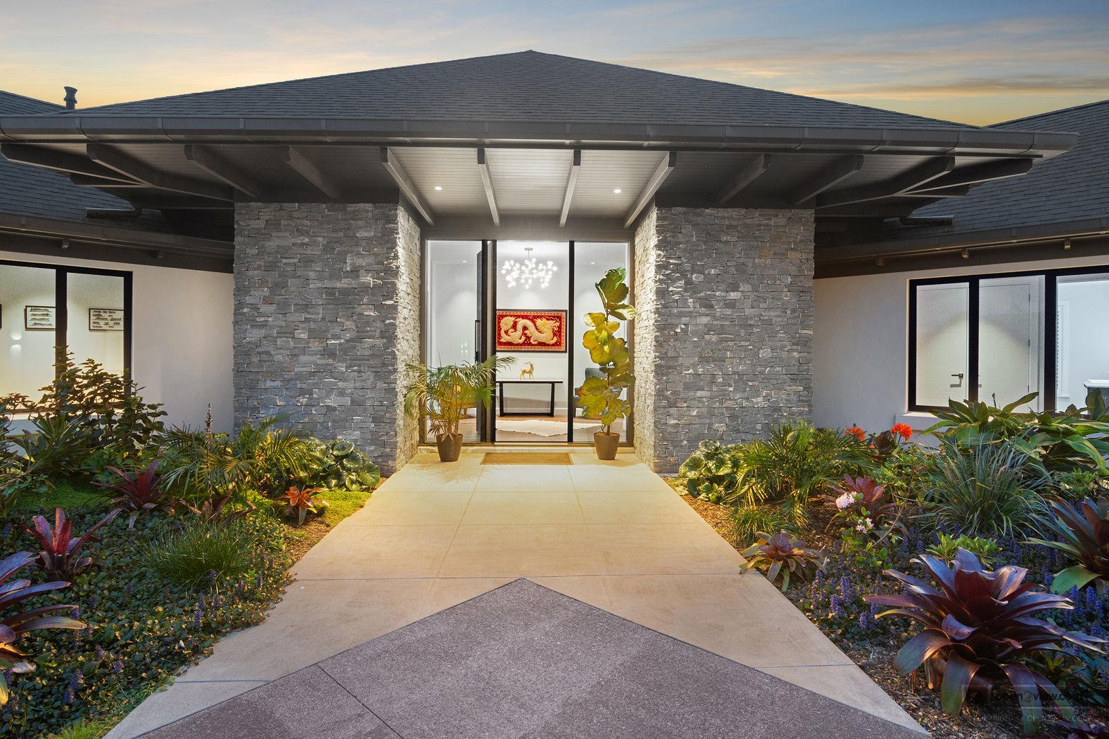Slider image of 186 Glenmore Road, Auckland
