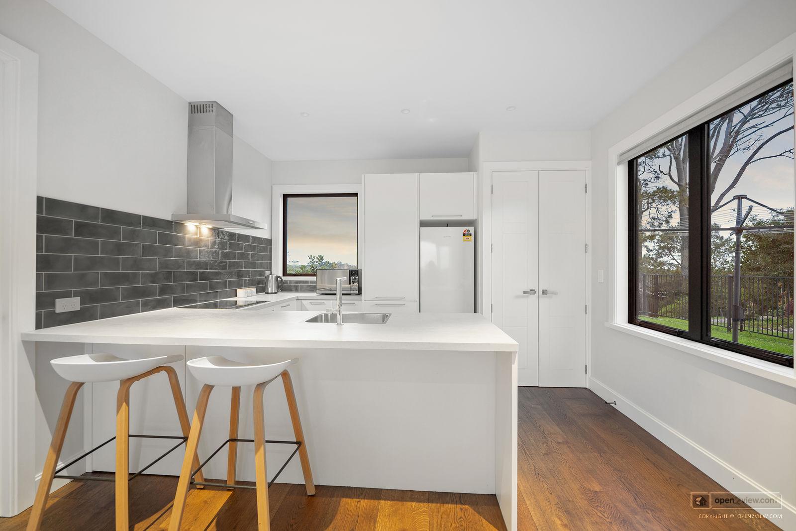 Slider image of 186 Glenmore Road, Auckland