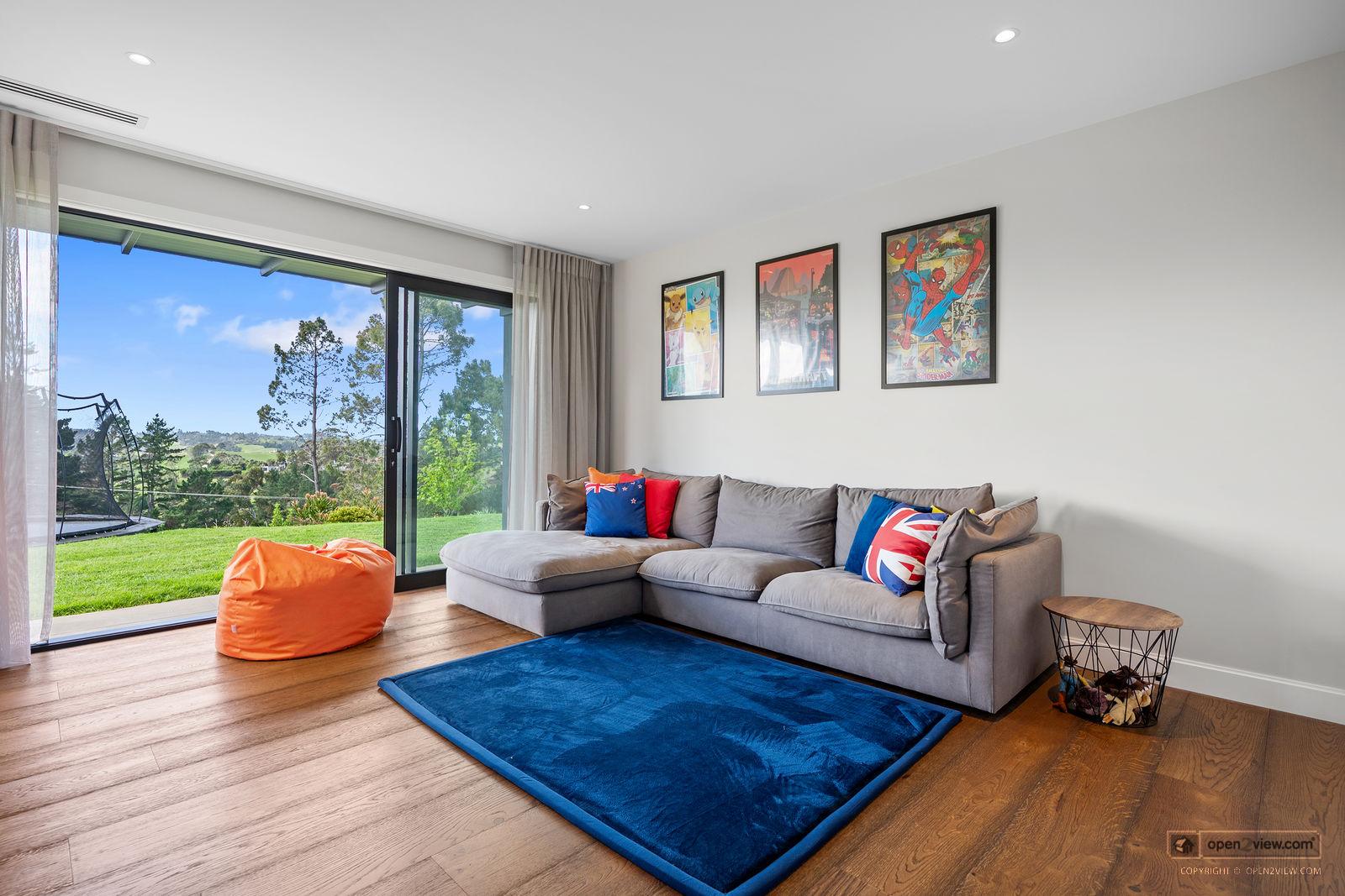 Slider image of 186 Glenmore Road, Auckland
