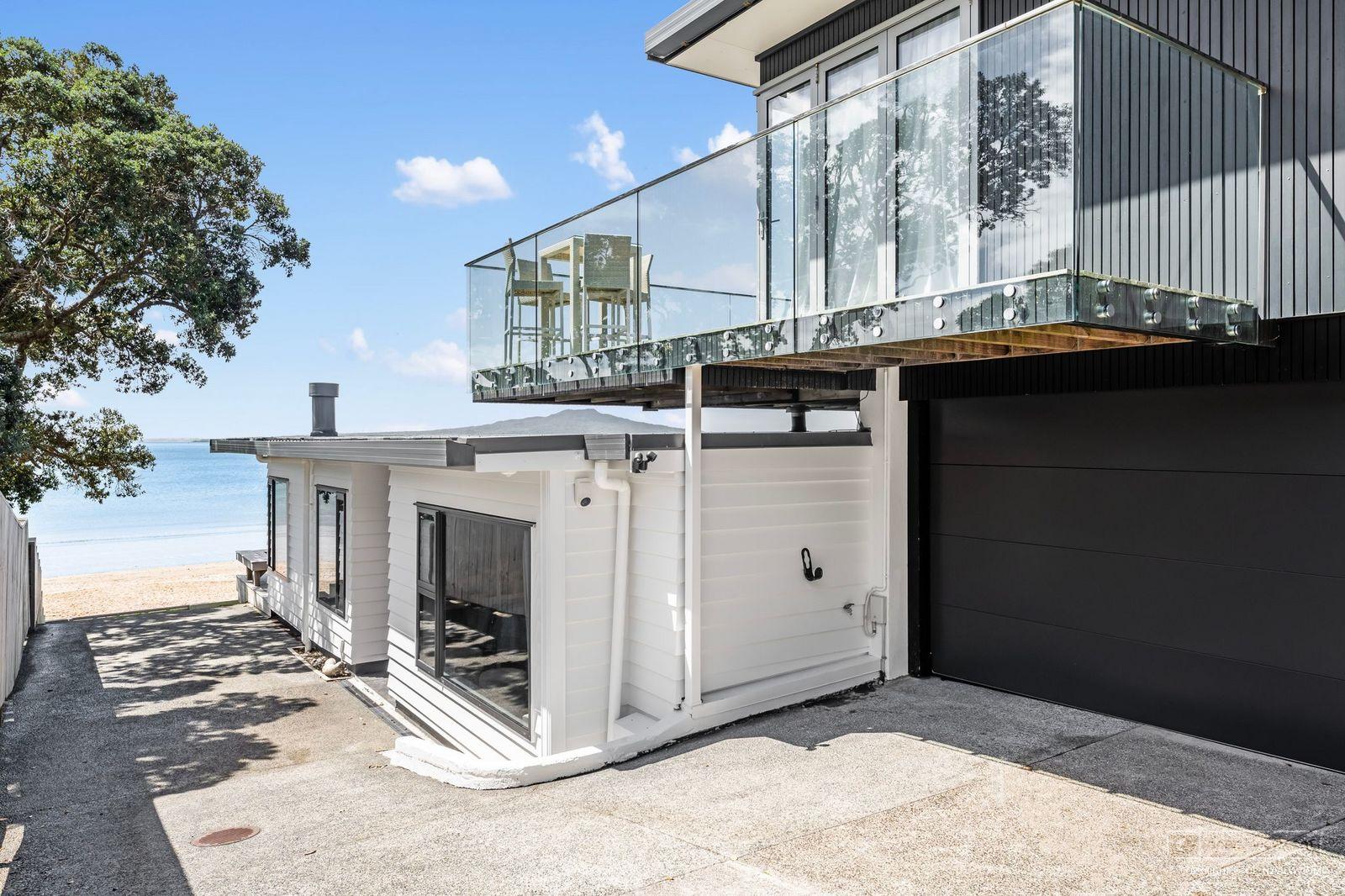 Slider image of 1/11 William Street, Auckland