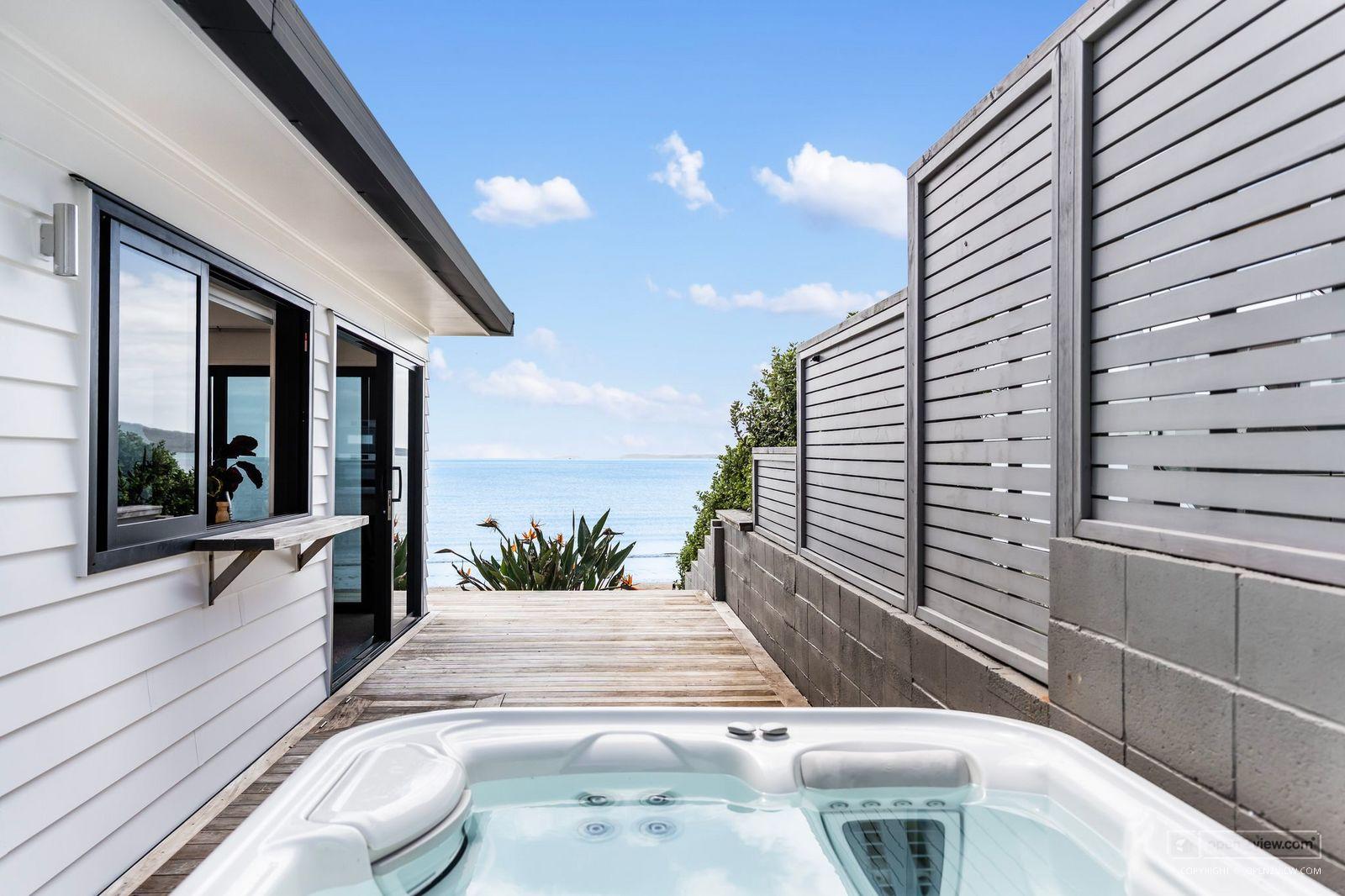 Slider image of 1/11 William Street, Auckland