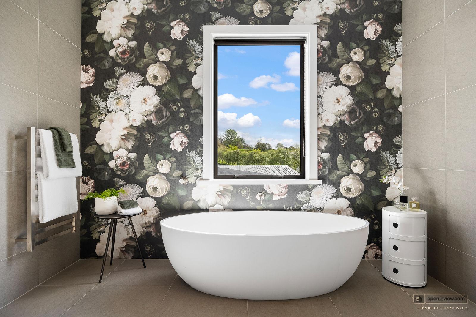 Slider image of 90 Grace Hill Drive, Auckland