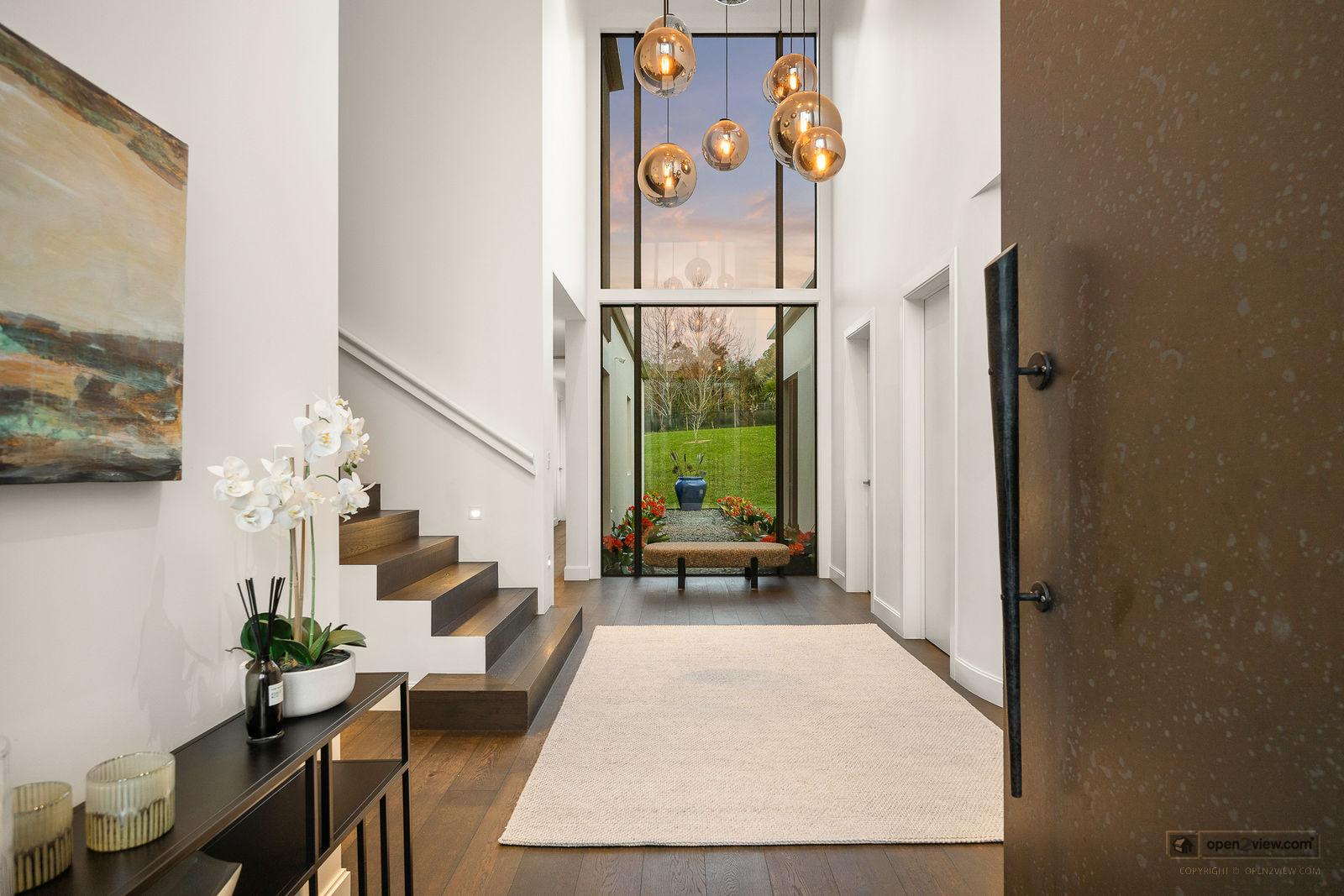 Slider image of 90 Grace Hill Drive, Auckland