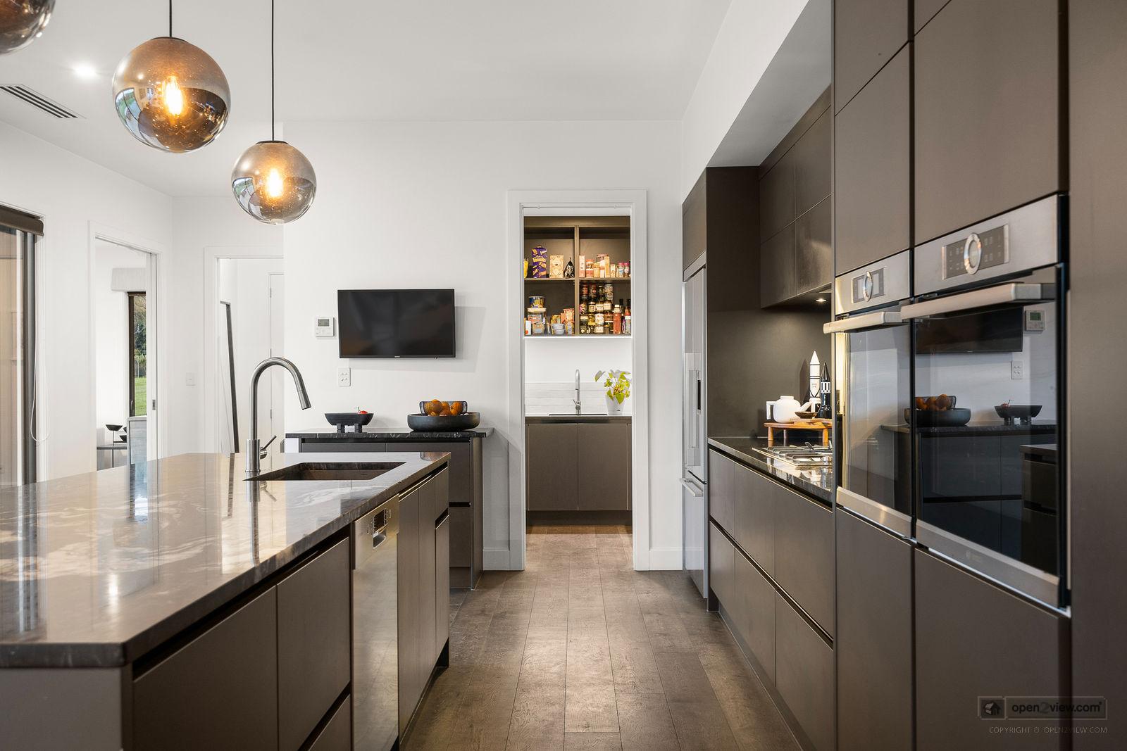 Slider image of 90 Grace Hill Drive, Auckland