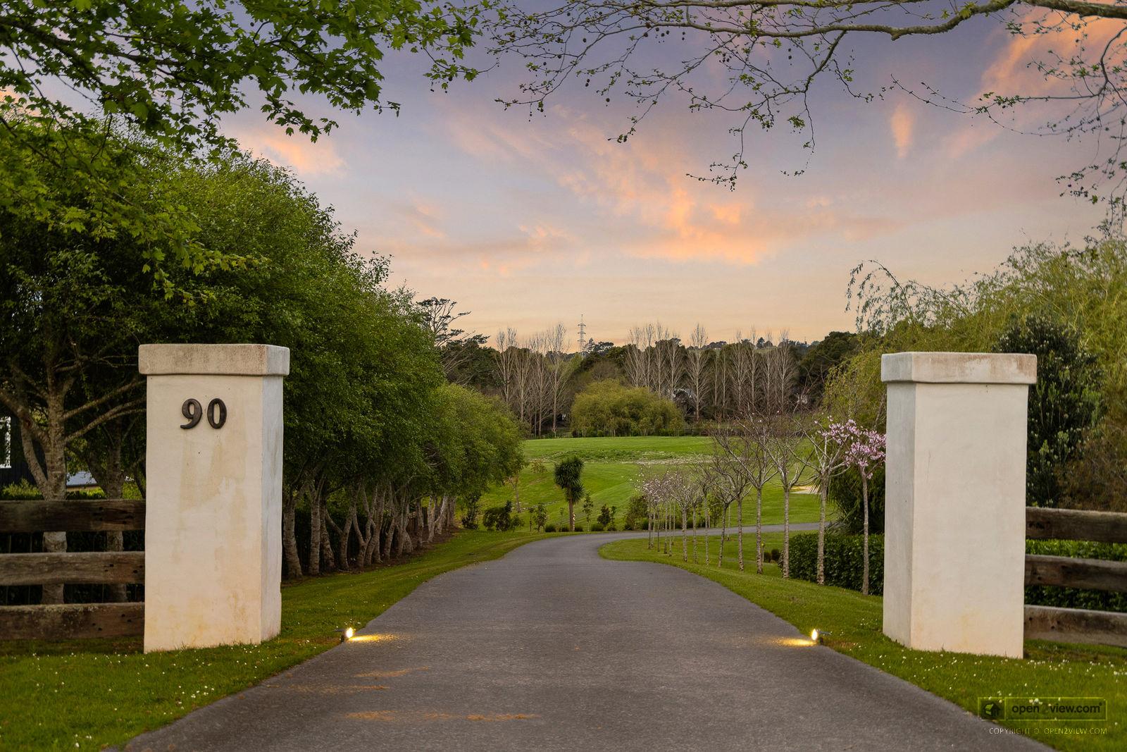 Slider image of 90 Grace Hill Drive, Auckland