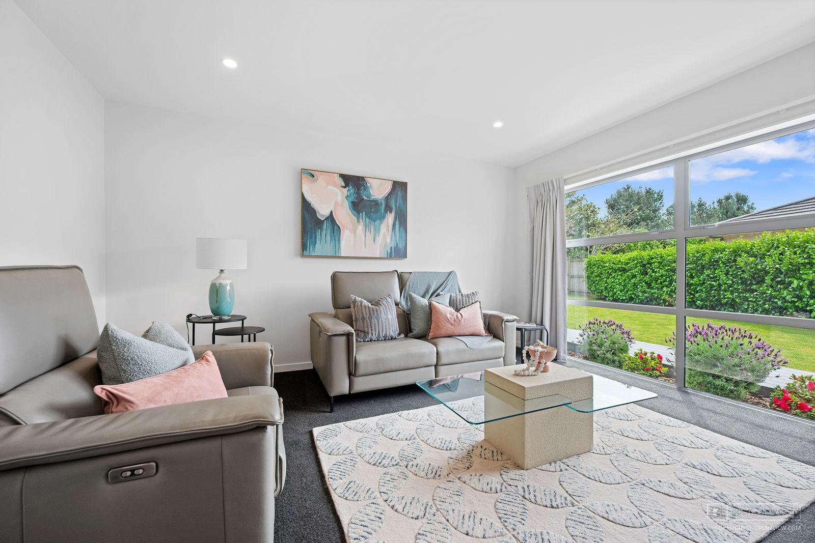 Slider image of 3 Pitoitoi Drive, Auckland