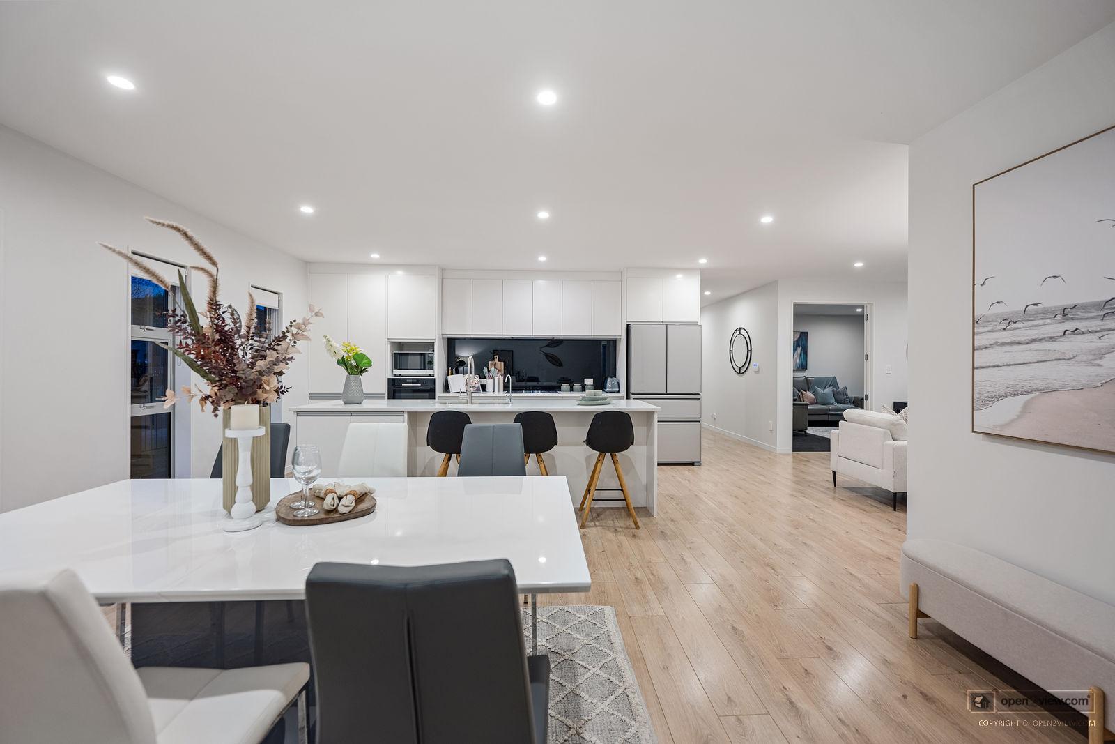 Slider image of 3 Pitoitoi Drive, Auckland