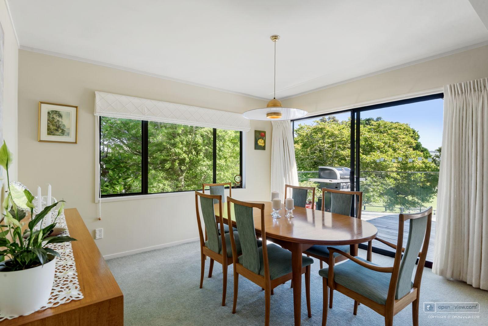 Slider image of 19 Sylvan Park Avenue, Auckland