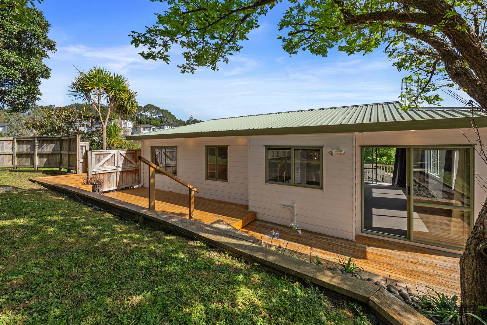 Slider image of 121B Sunnyside Road, Auckland
