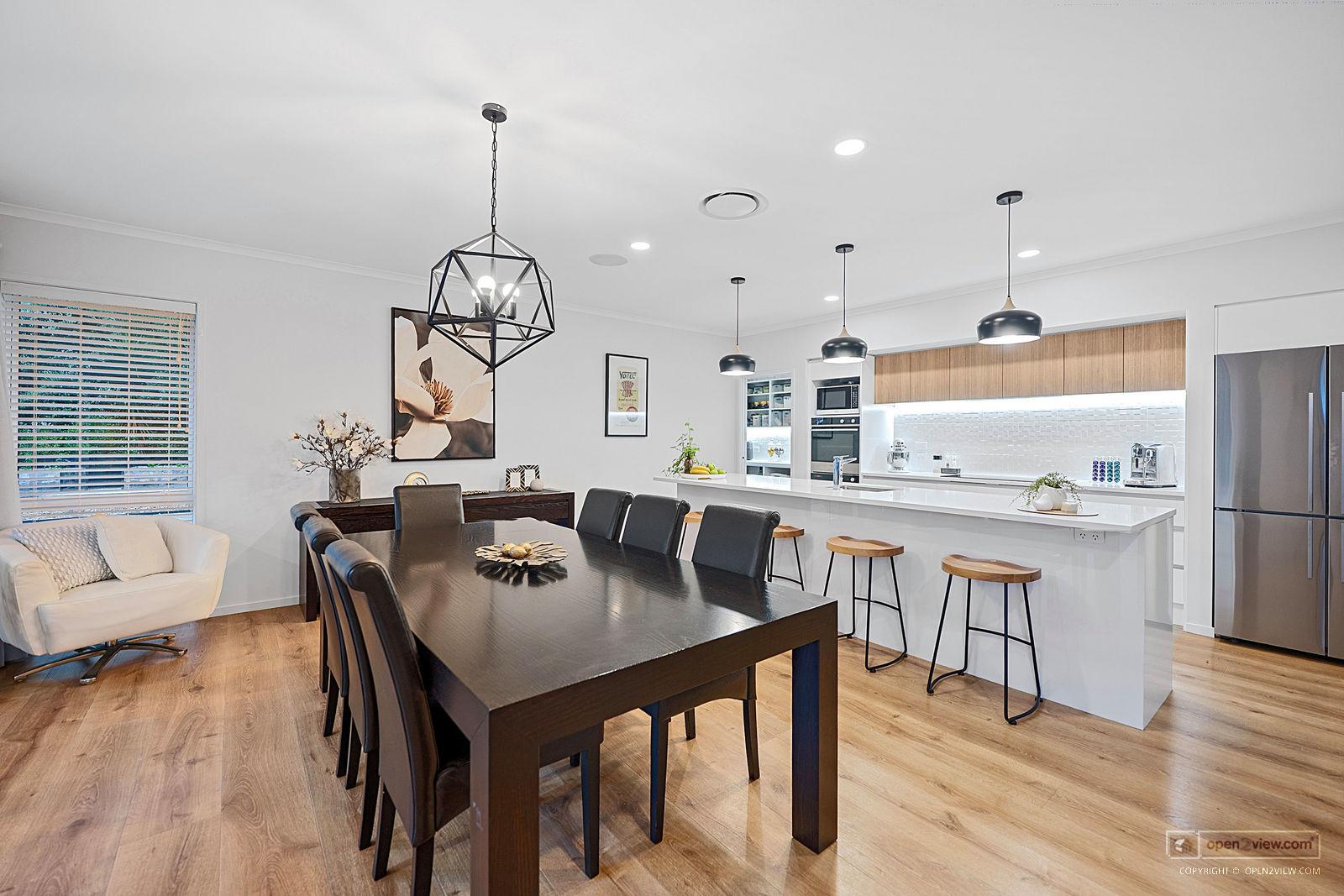 Slider image of 193 Glenmore Road, Auckland