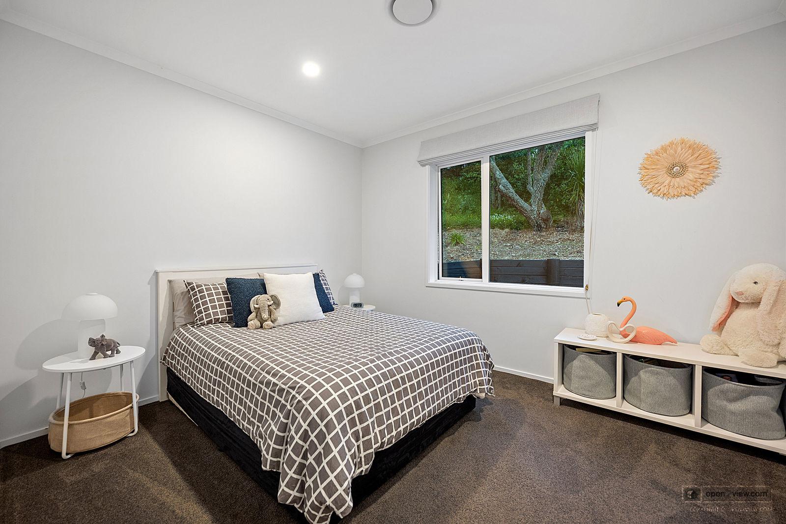 Slider image of 193 Glenmore Road, Auckland