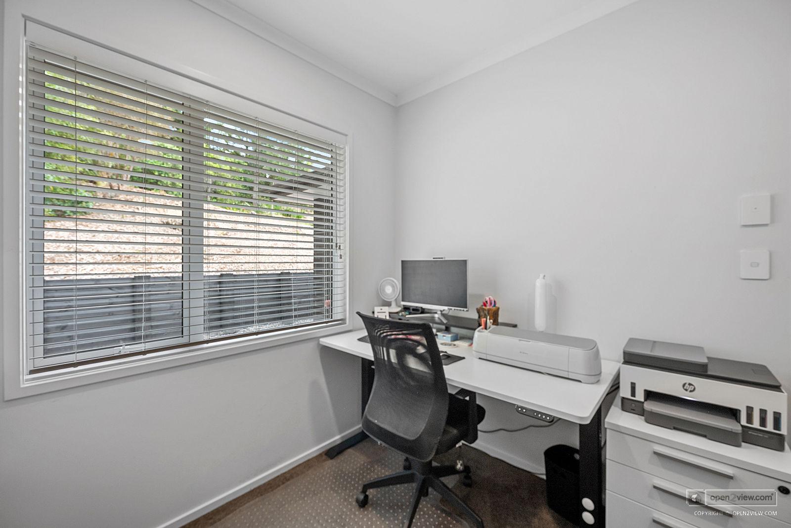 Slider image of 193 Glenmore Road, Auckland