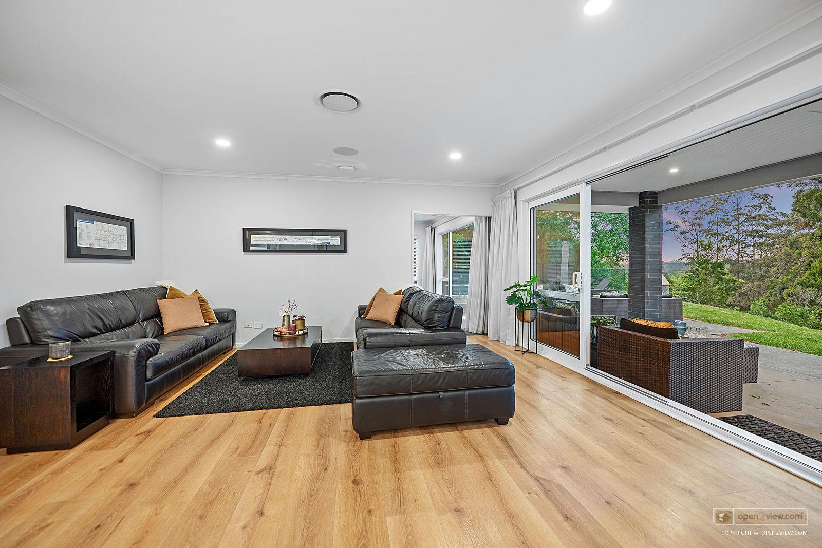 Slider image of 193 Glenmore Road, Auckland