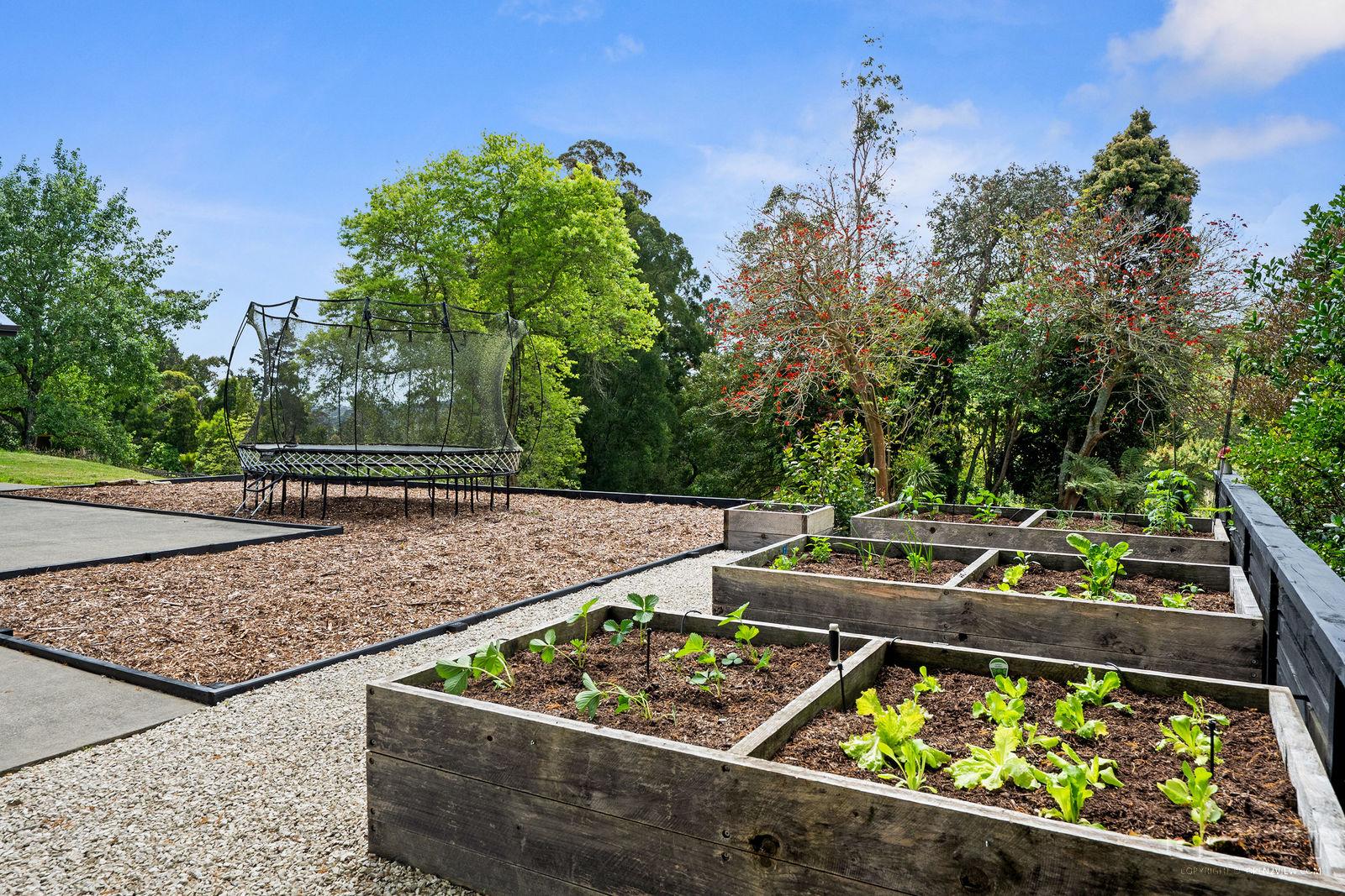 Slider image of 193 Glenmore Road, Auckland