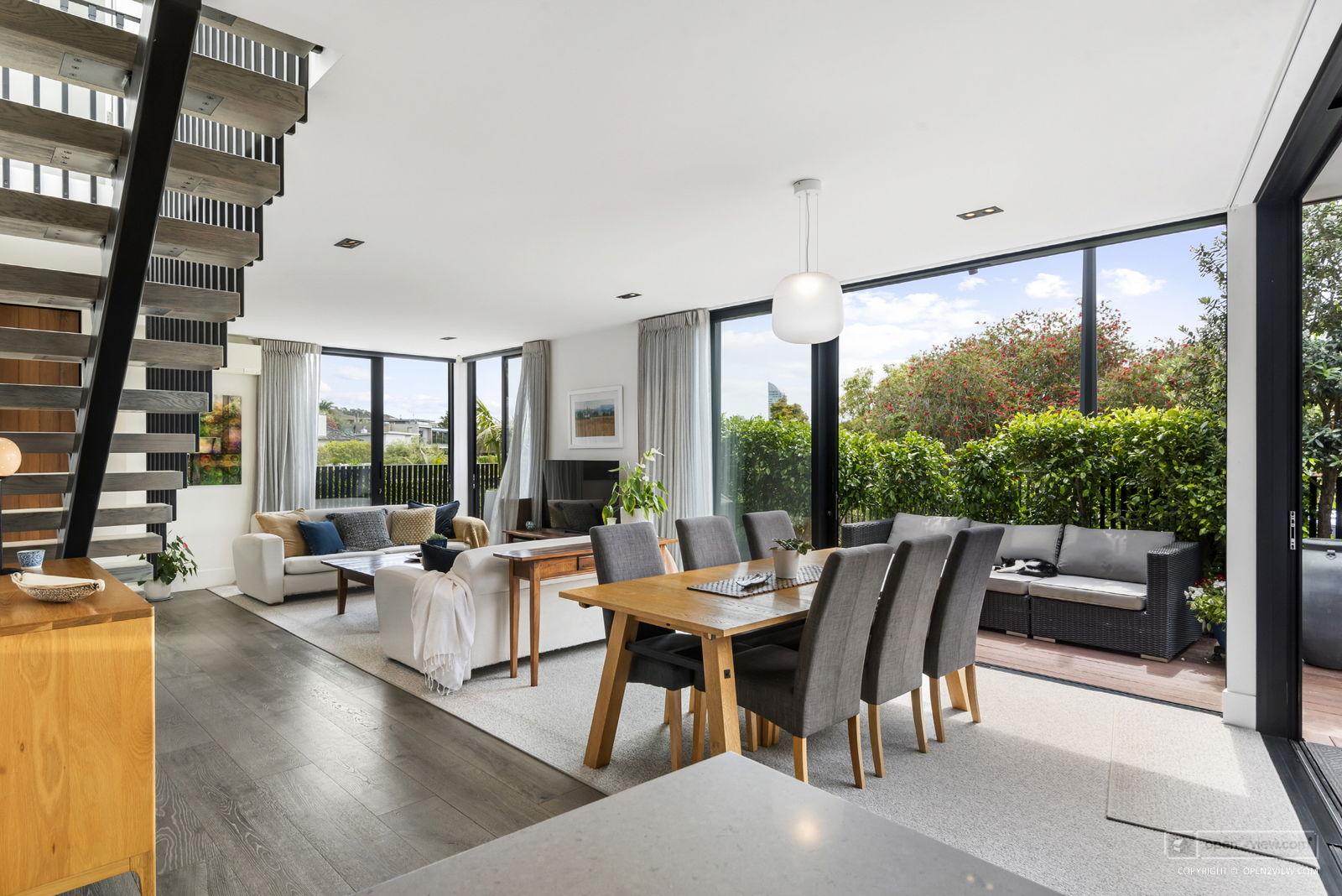 Slider image of 2A Arthur Crescent, Auckland