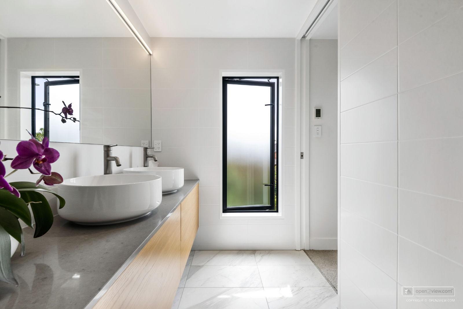 Slider image of 2A Arthur Crescent, Auckland