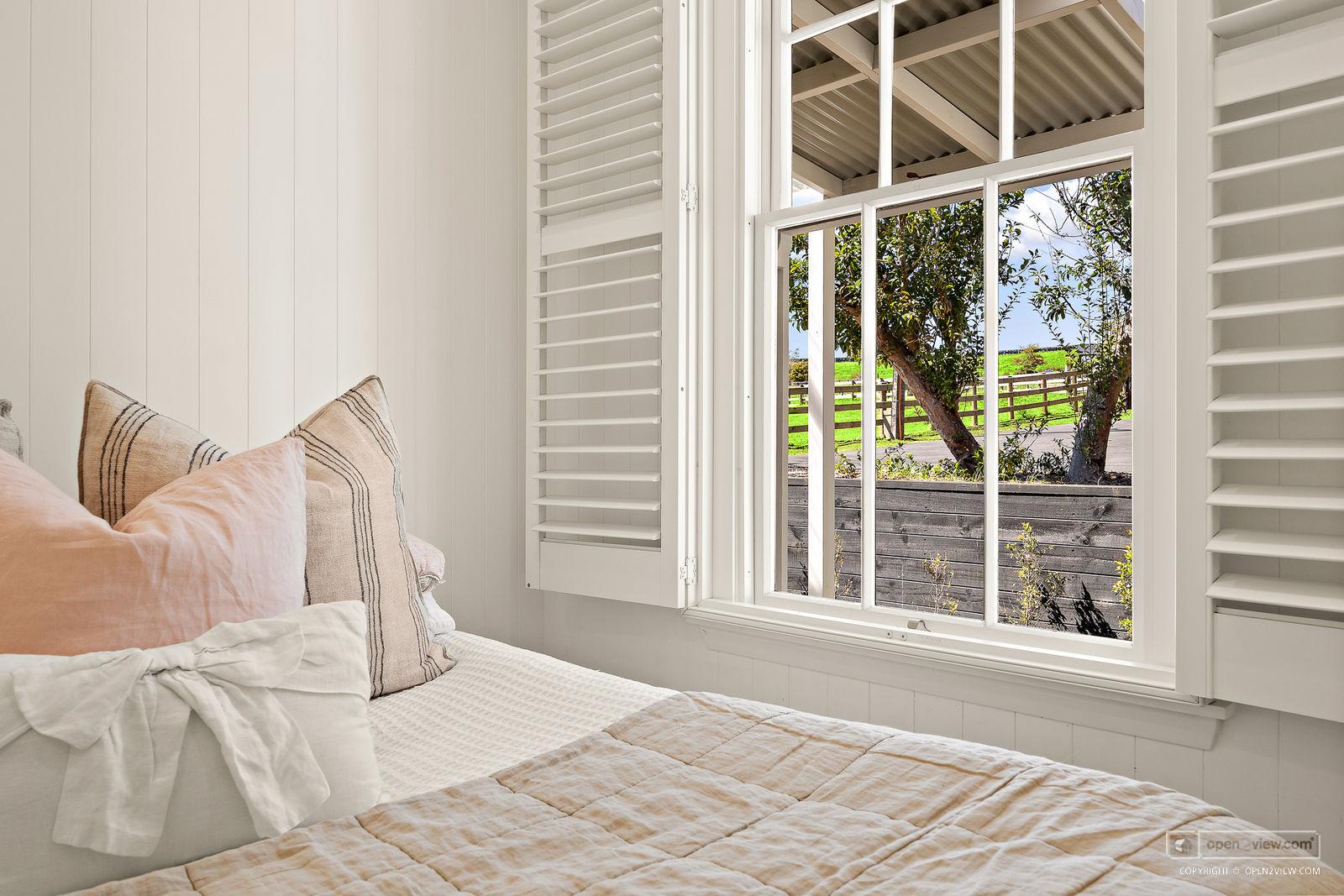 Slider image of 1223 Old North Road, Auckland