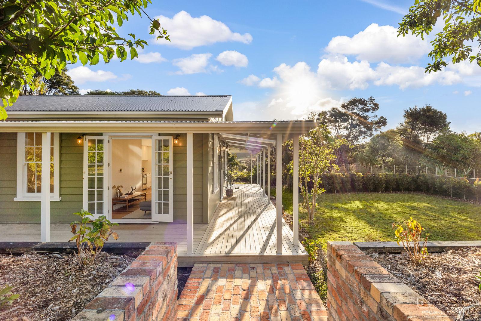 Featured image of 1223 Old North Road, Auckland