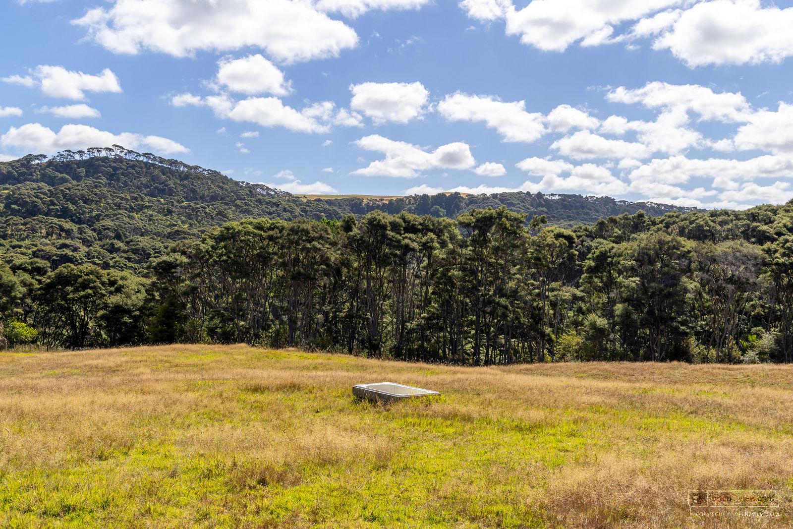 Slider image of 1223 Old North Road, Auckland