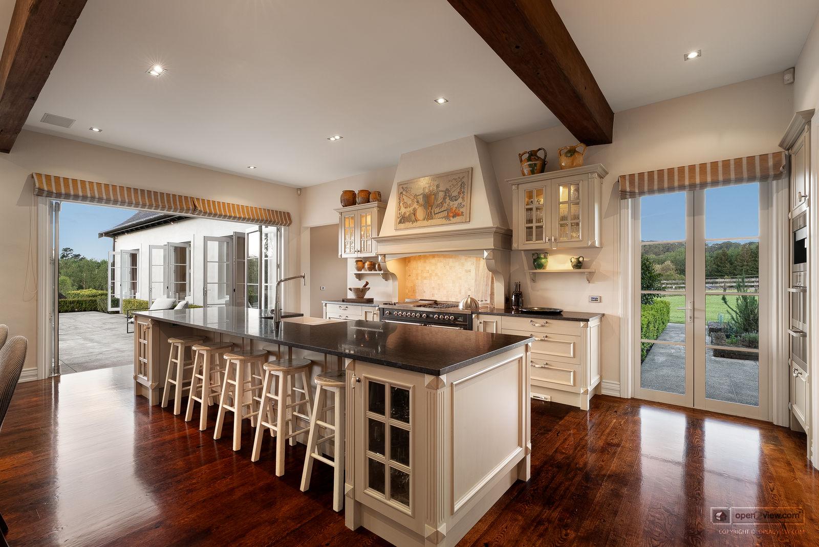 Slider image of 4 Lewis Lane, Auckland