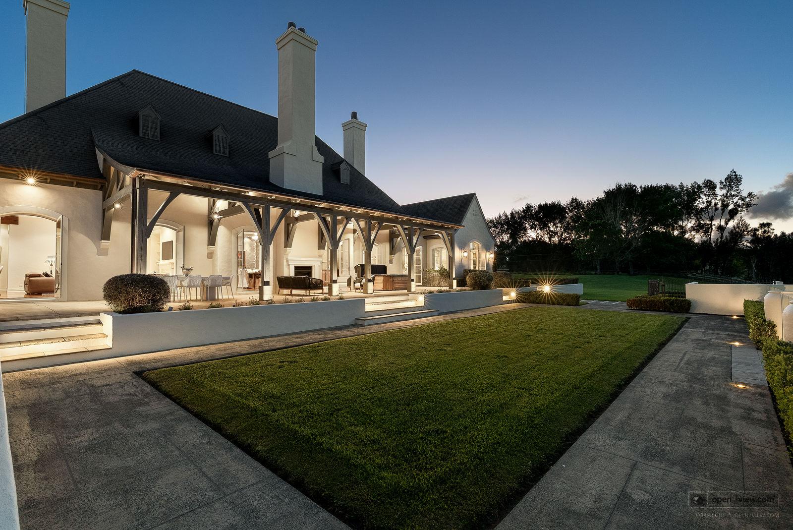 Slider image of 4 Lewis Lane, Auckland