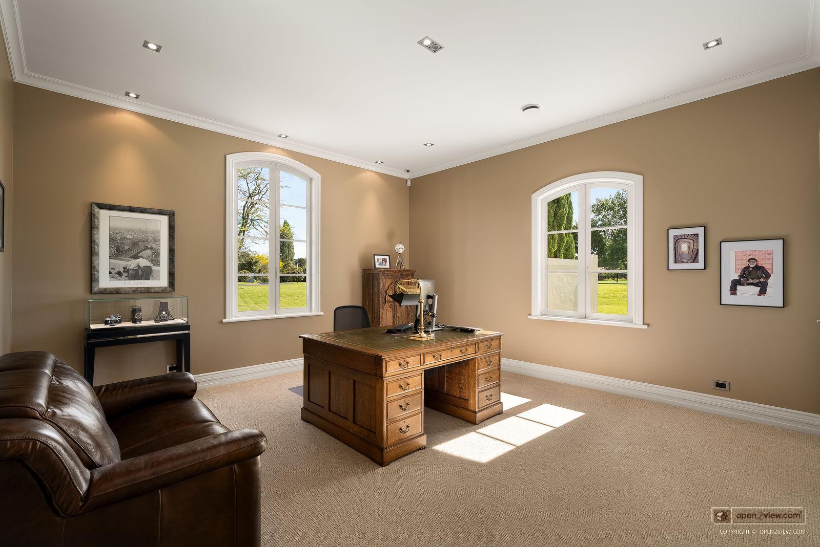 Slider image of 4 Lewis Lane, Auckland