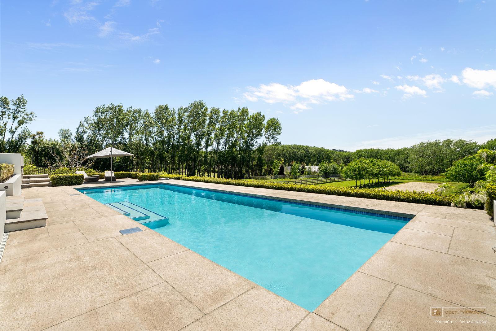 Slider image of 4 Lewis Lane, Auckland