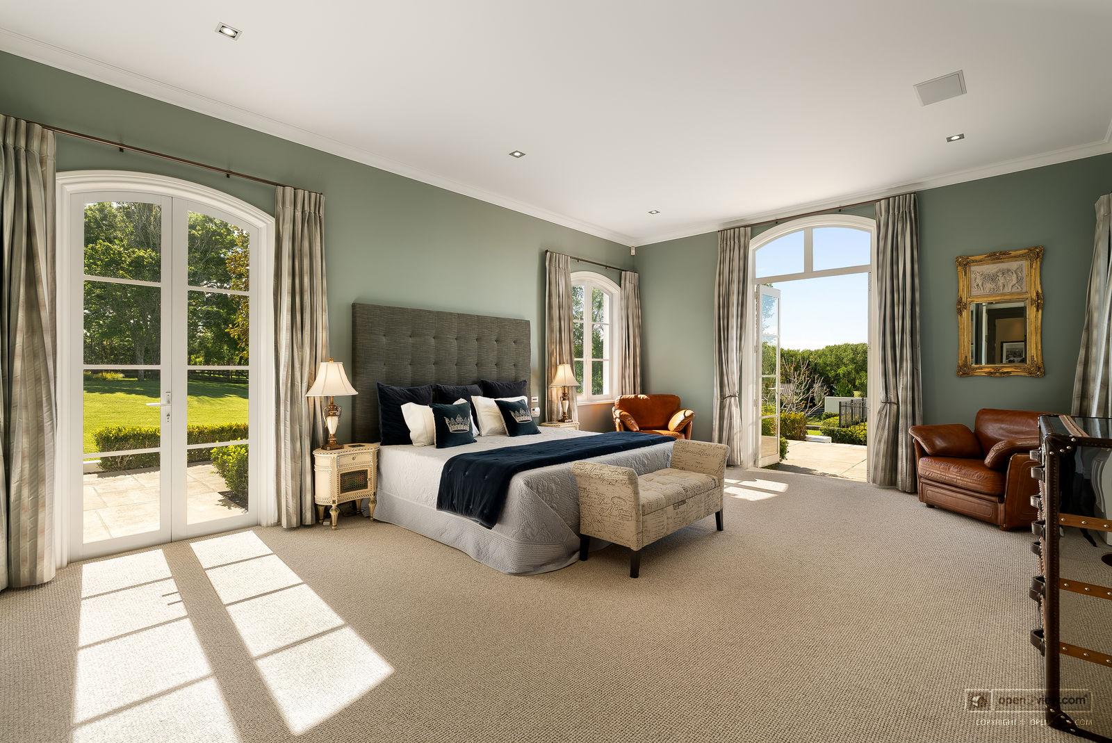 Slider image of 4 Lewis Lane, Auckland