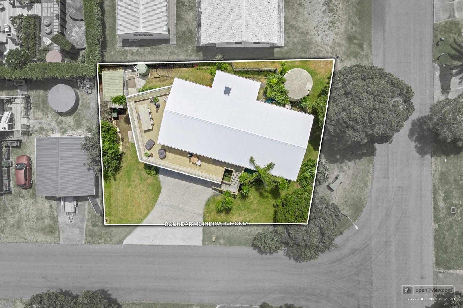 Slider image of 3 Caroline Heights, Auckland