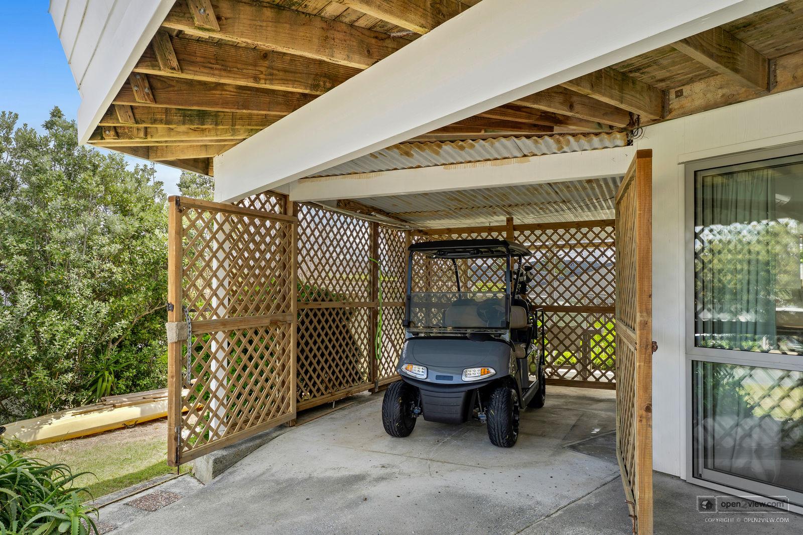 Slider image of 3 Caroline Heights, Auckland