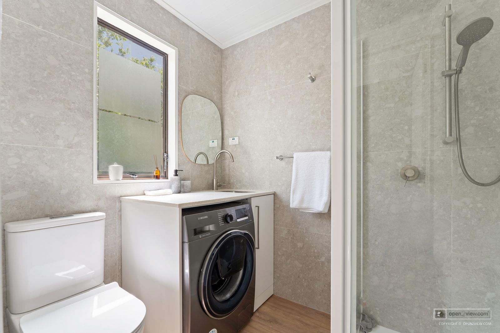 Slider image of 3 Caroline Heights, Auckland