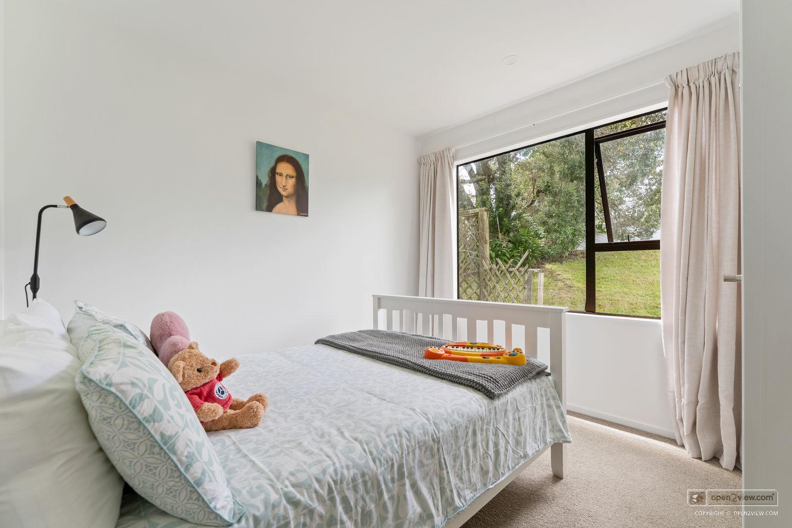 Slider image of 3 Caroline Heights, Auckland