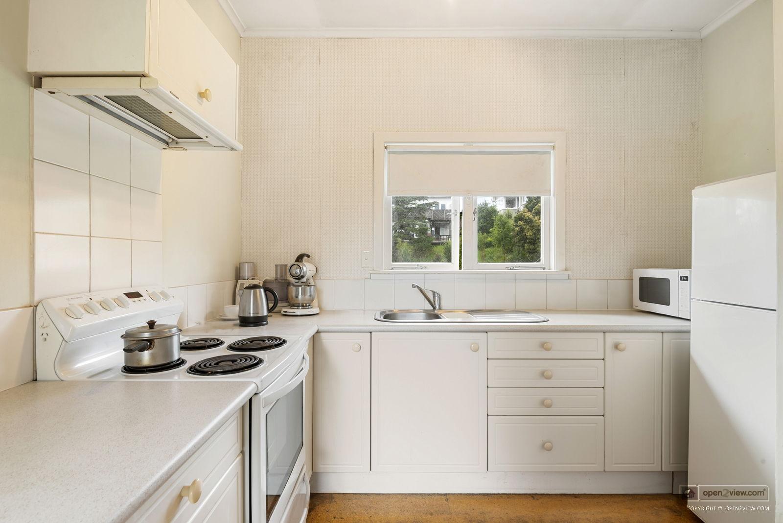 Slider image of 3 Rarere Road, Auckland