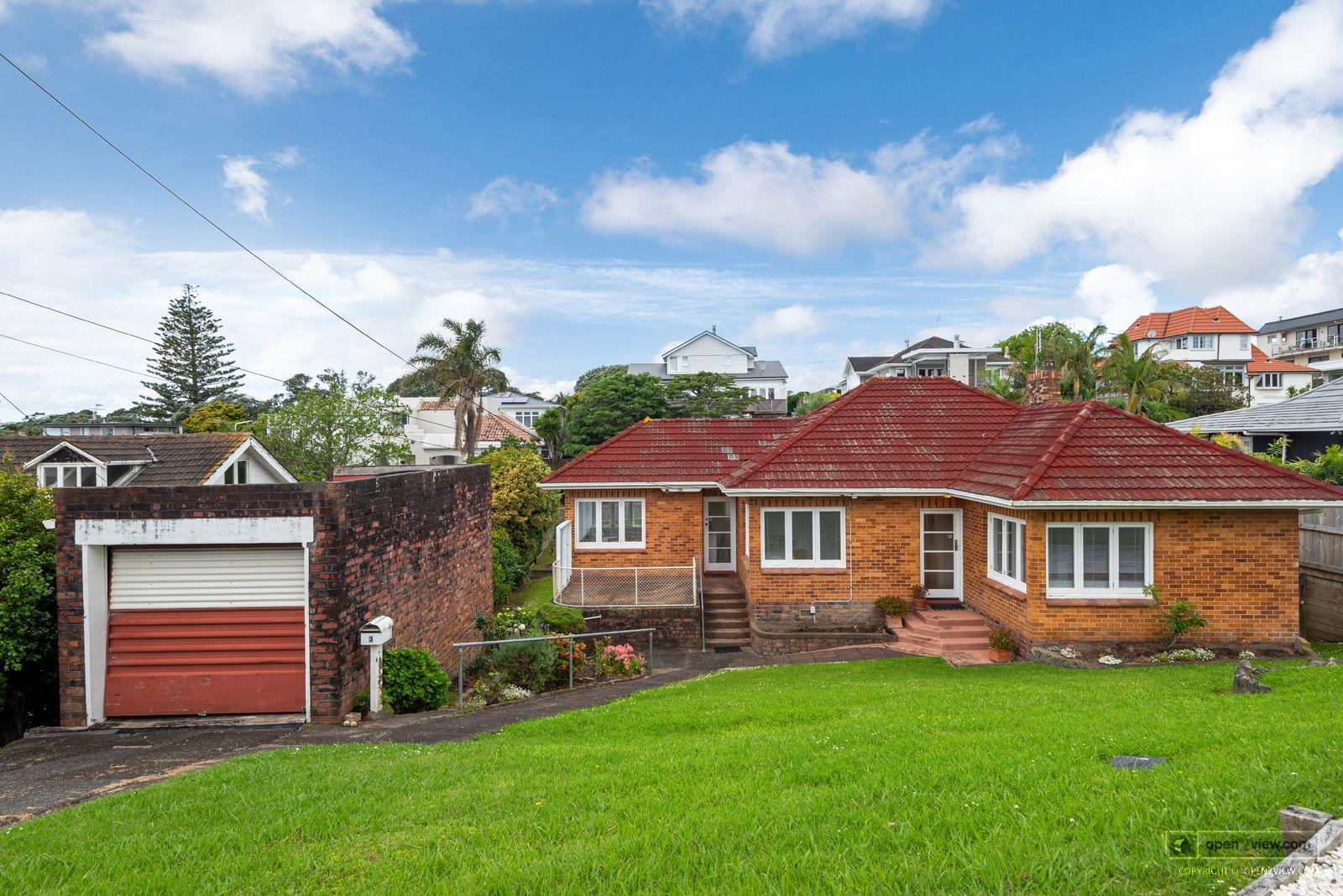 Slider image of 3 Rarere Road, Auckland