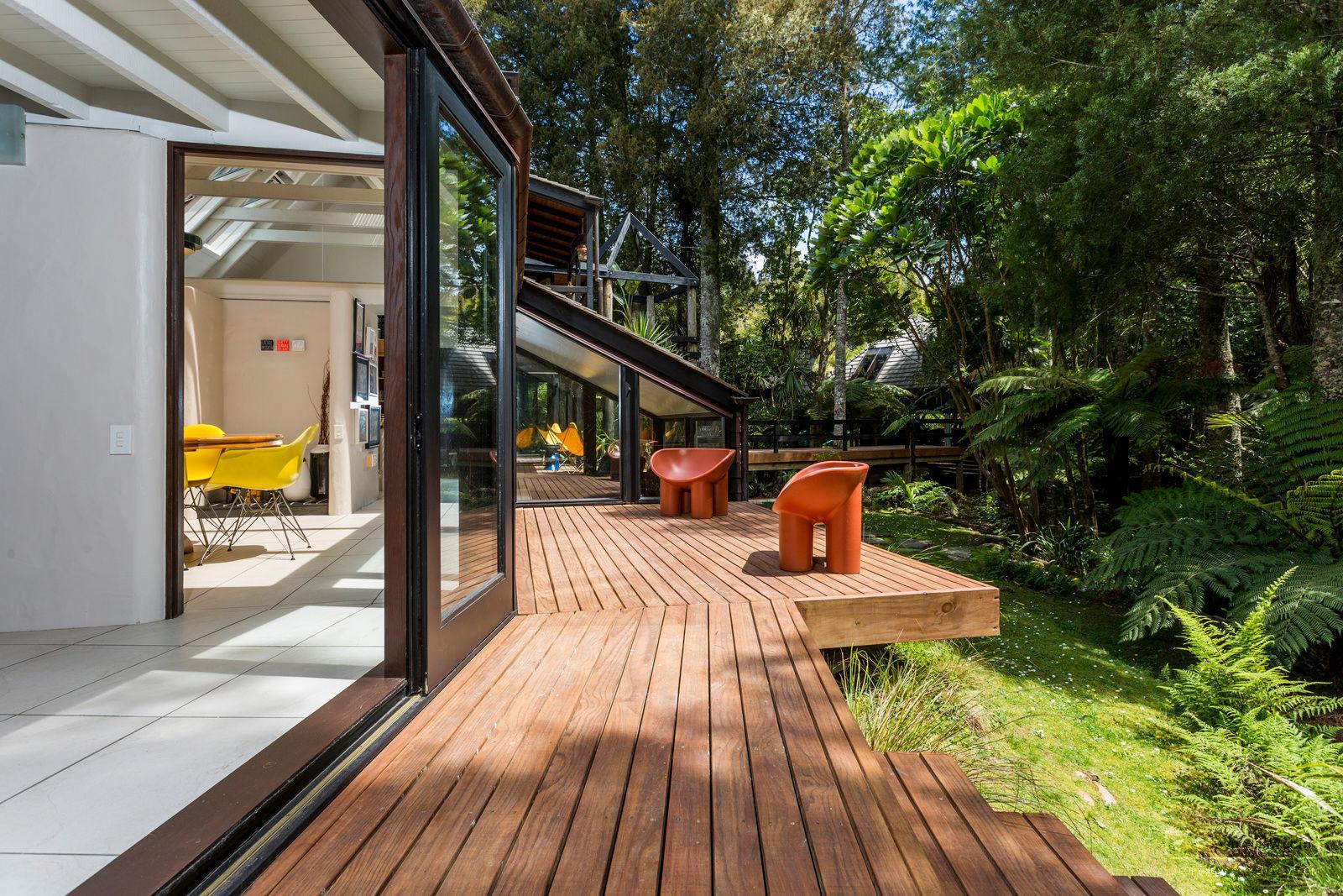 Slider image of 24 Channel View Road, Auckland