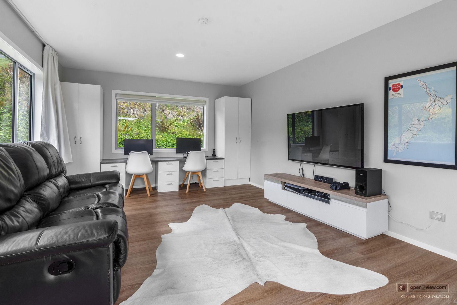 Slider image of 153 Mahoenui Valley Road, Auckland