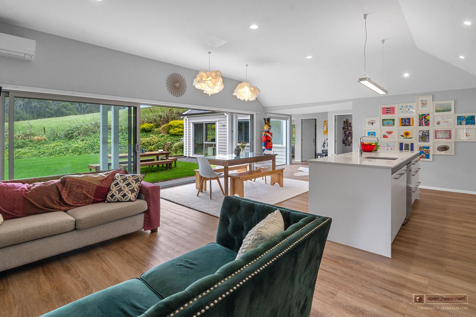 Slider image of 153 Mahoenui Valley Road, Auckland