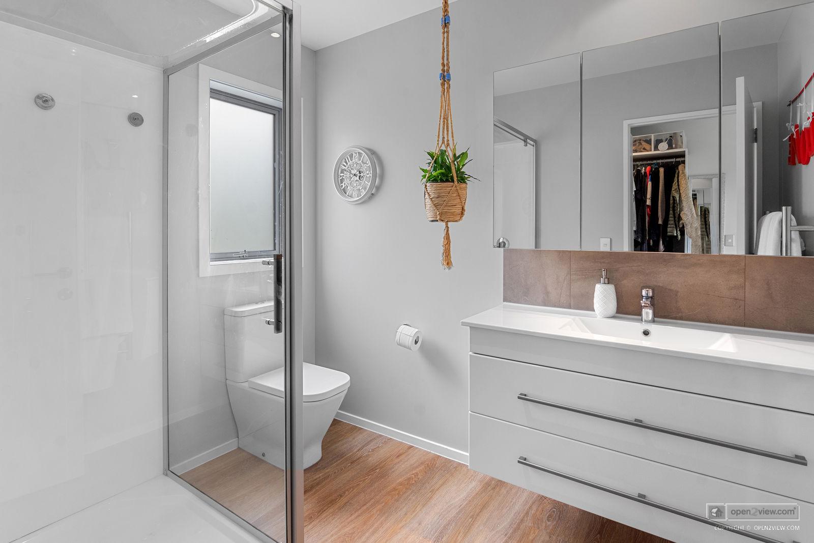 Slider image of 153 Mahoenui Valley Road, Auckland