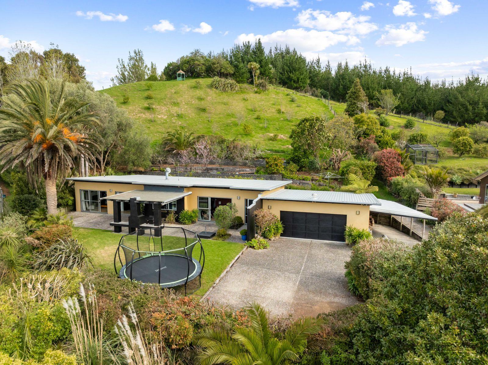 Slider image of 51 Herbert Drive, Coromandel Peninsula