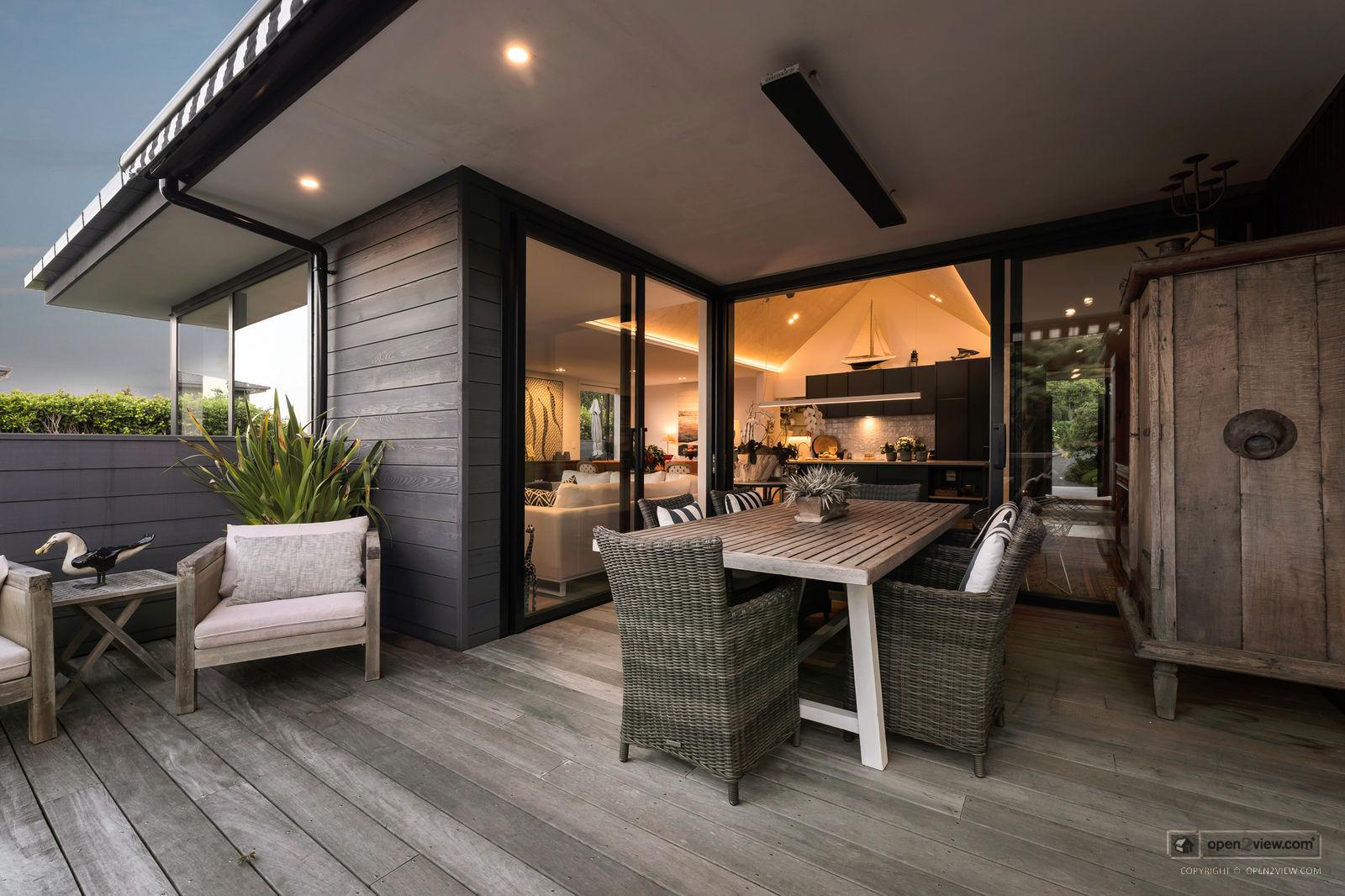 Slider image of 19 Kanuka Road, Auckland