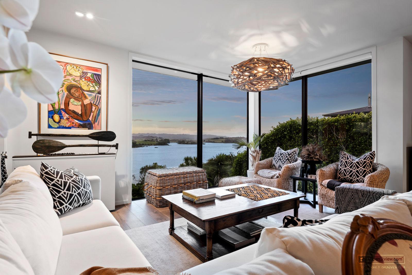 Slider image of 19 Kanuka Road, Auckland