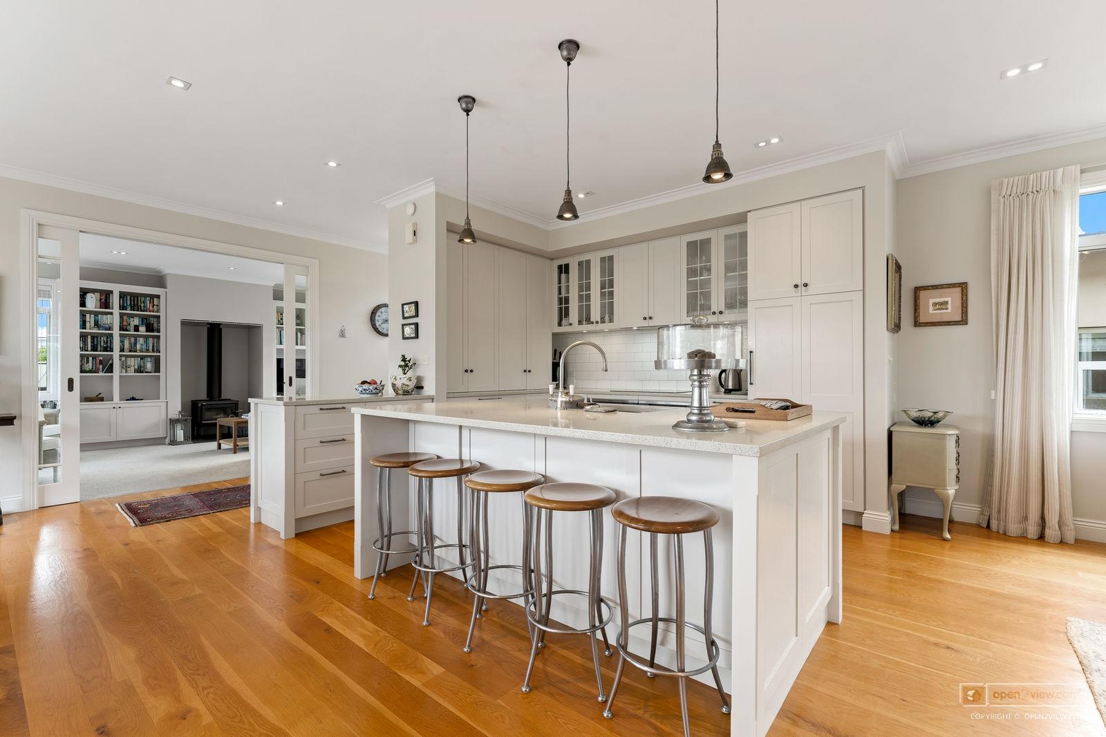 Slider image of 89 Kewai Street, Auckland