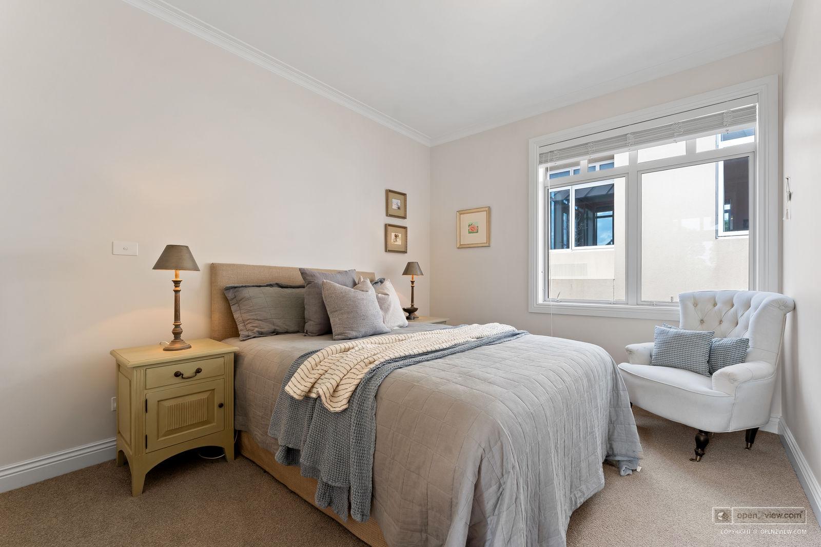 Slider image of 89 Kewai Street, Auckland