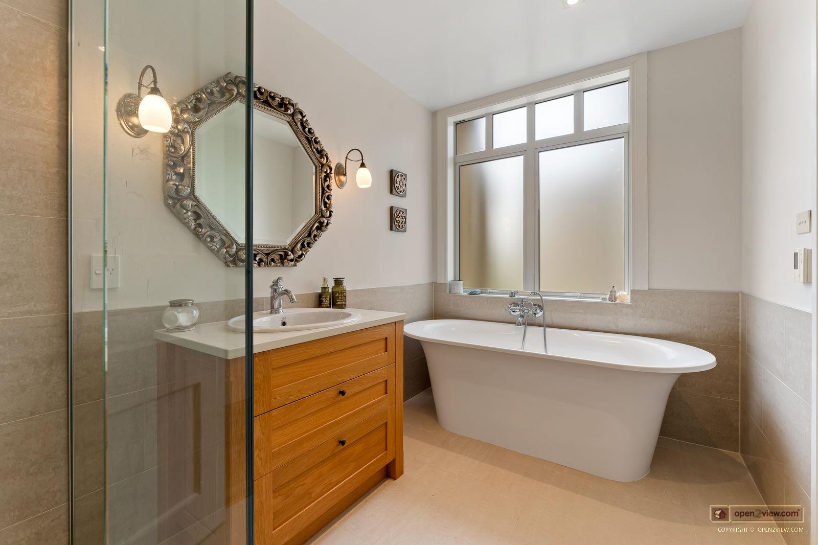 Slider image of 89 Kewai Street, Auckland