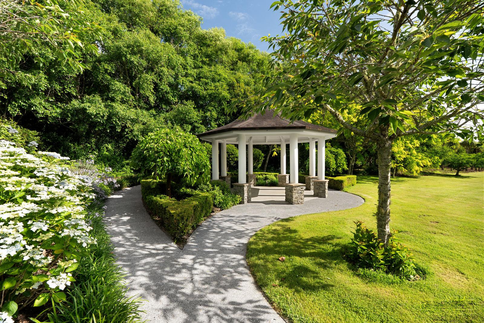 Slider image of 60A Goldflats Lane, Auckland