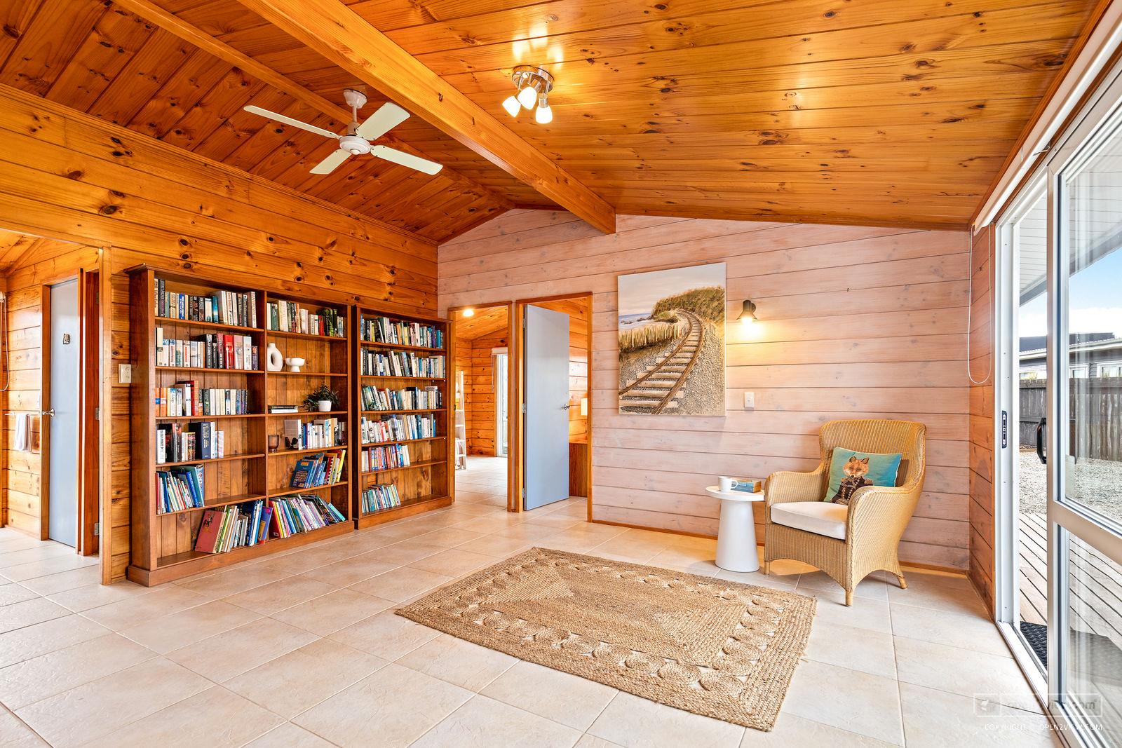 Slider image of 15 Ruby Cove, Auckland